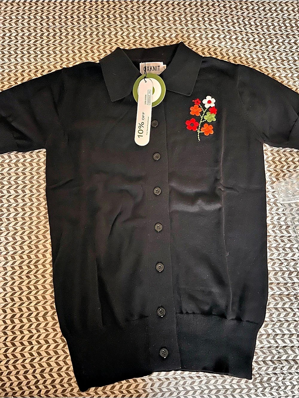 OXKNIT Floral Embroidered Polo Top in Black Size Small NWT
